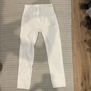 Lululemon crop pocket leggings
